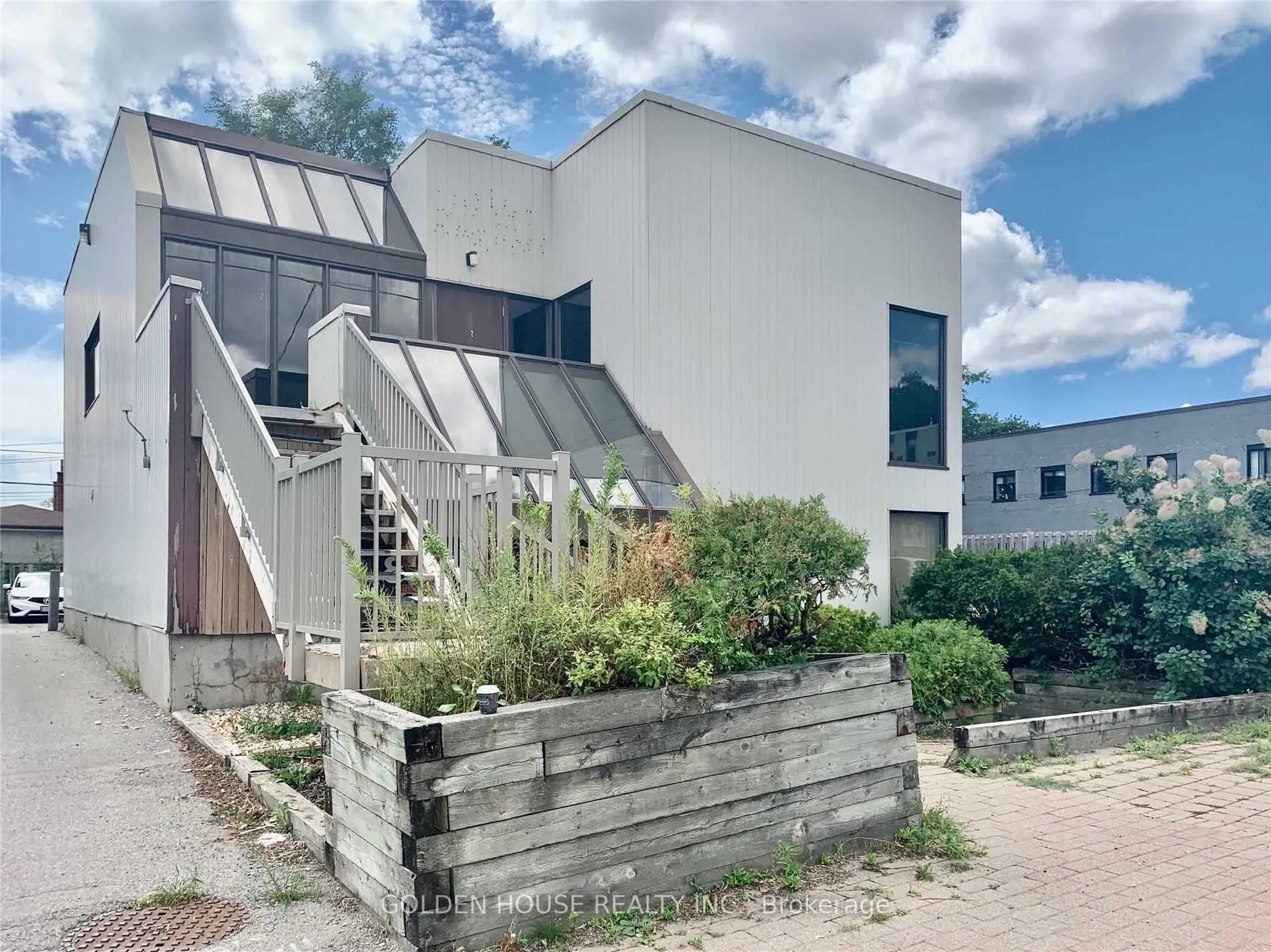 Office For Lease | C12862342