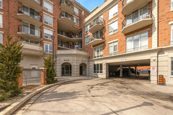 18  Wanless  Avenue, Toronto C04, ON M4N 3R9