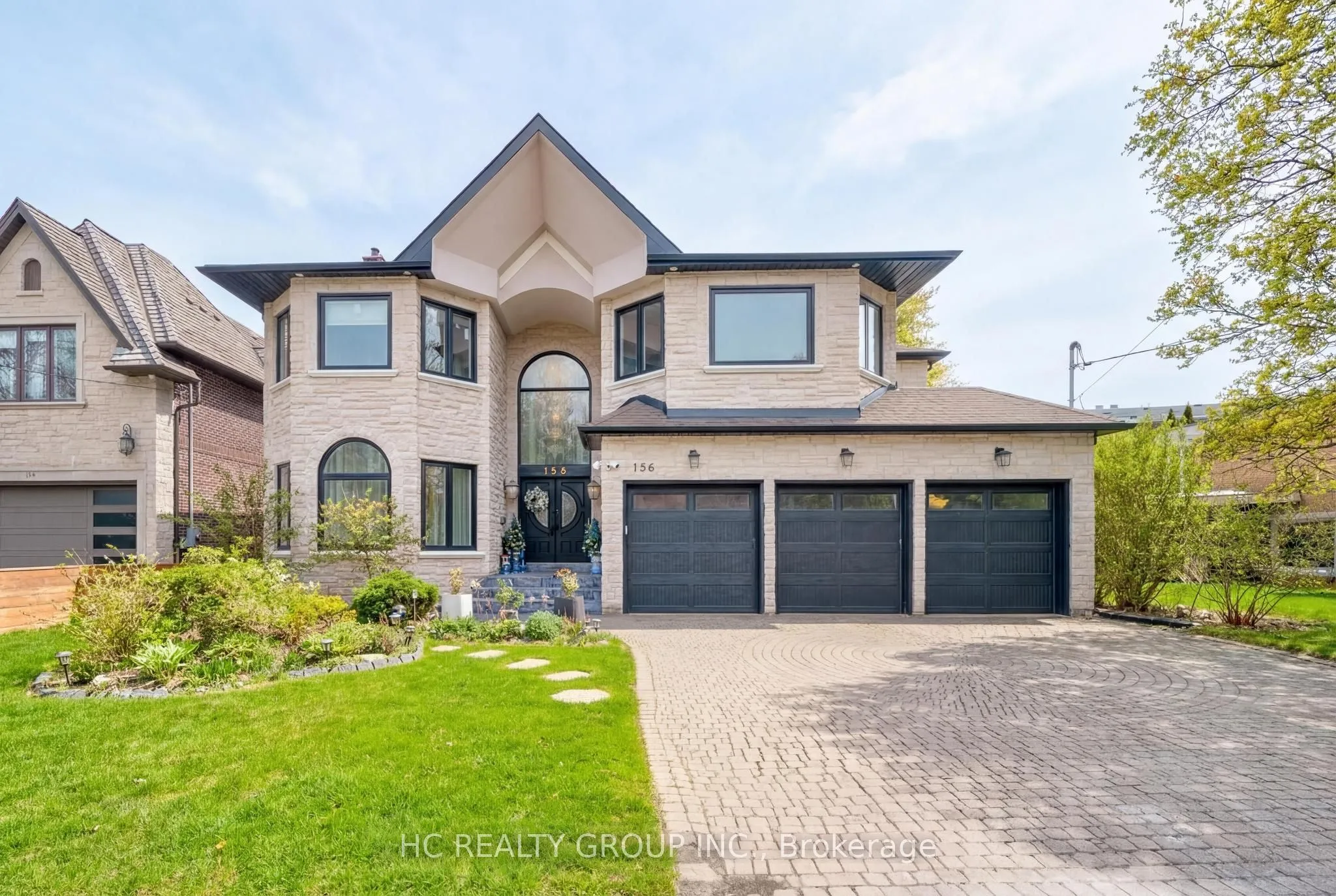 Detached Home For Sale | C12873220