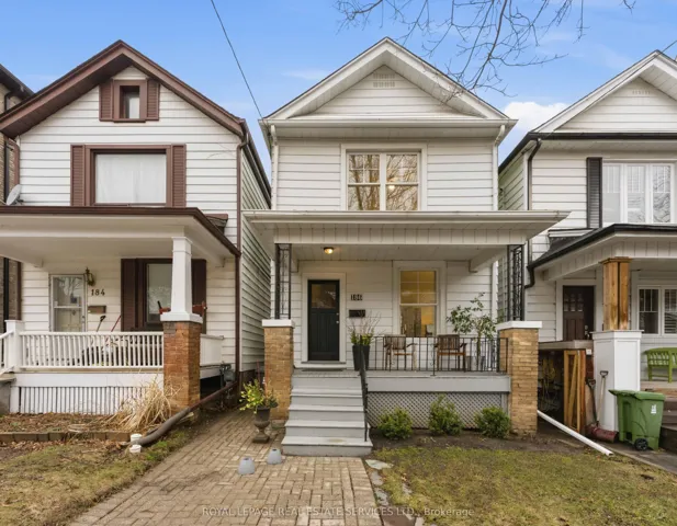 Detached Family home on Roslin Avenue