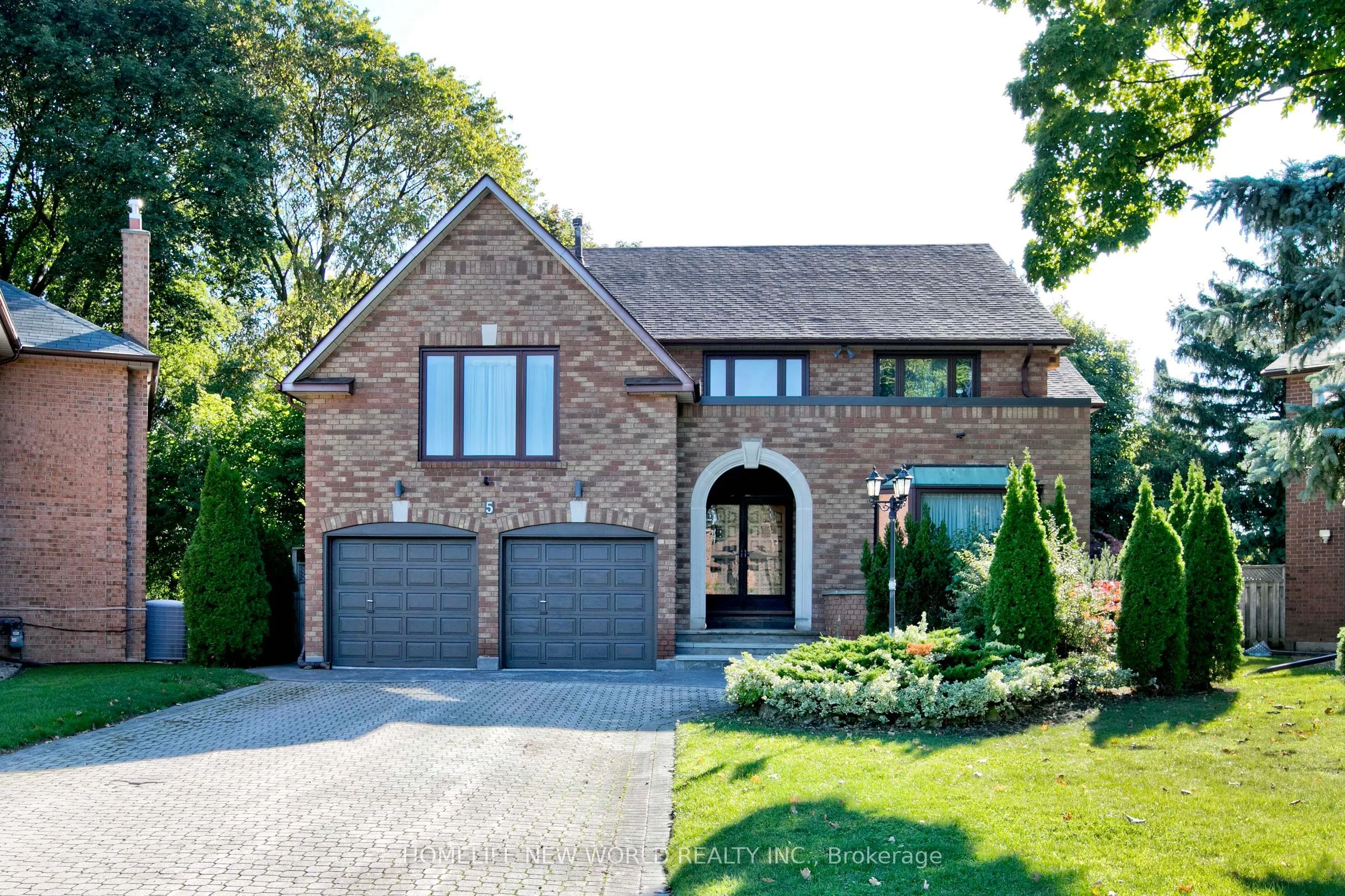 Detached Home For Sale | C12878072