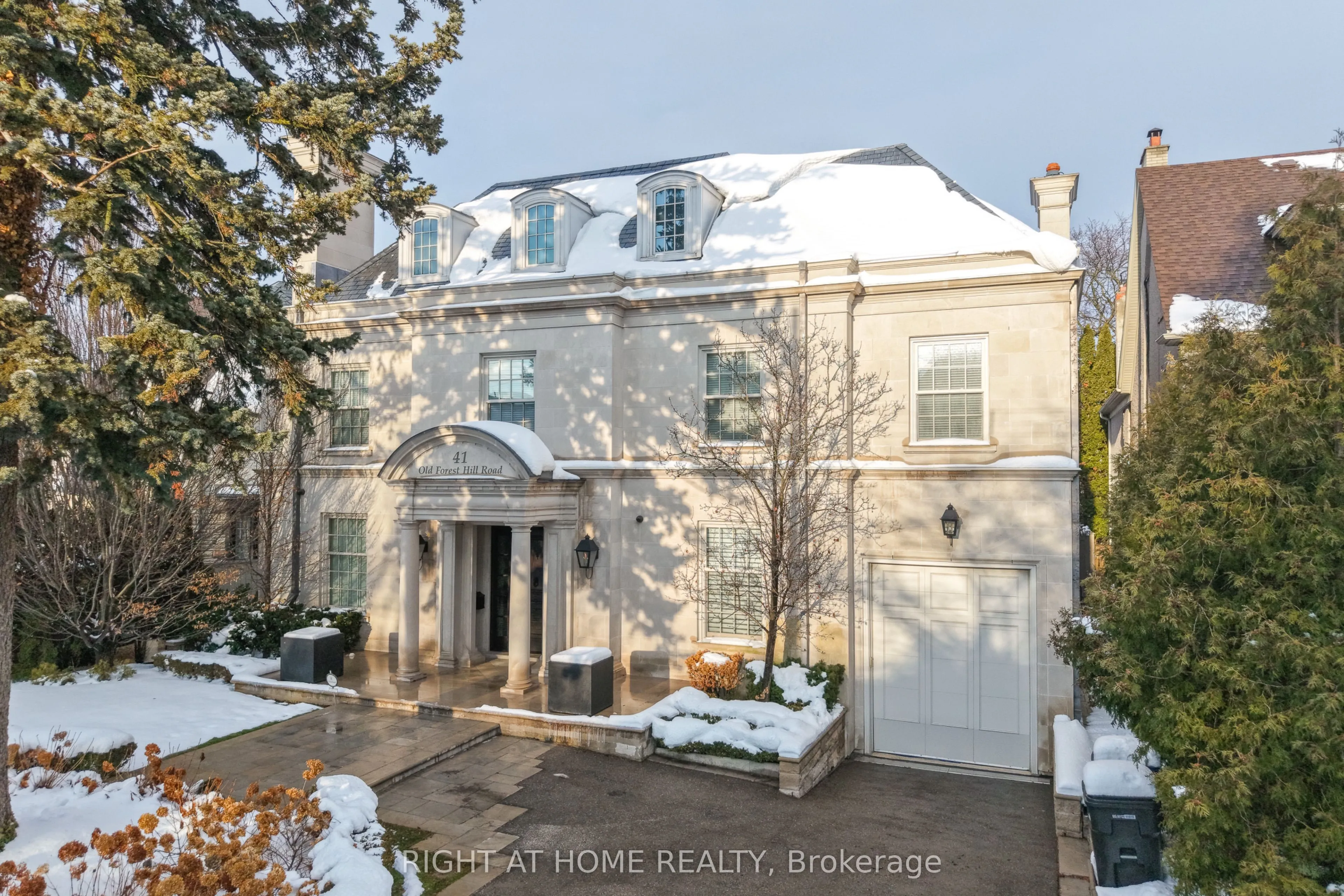 Detached Home For Sale | C12885694