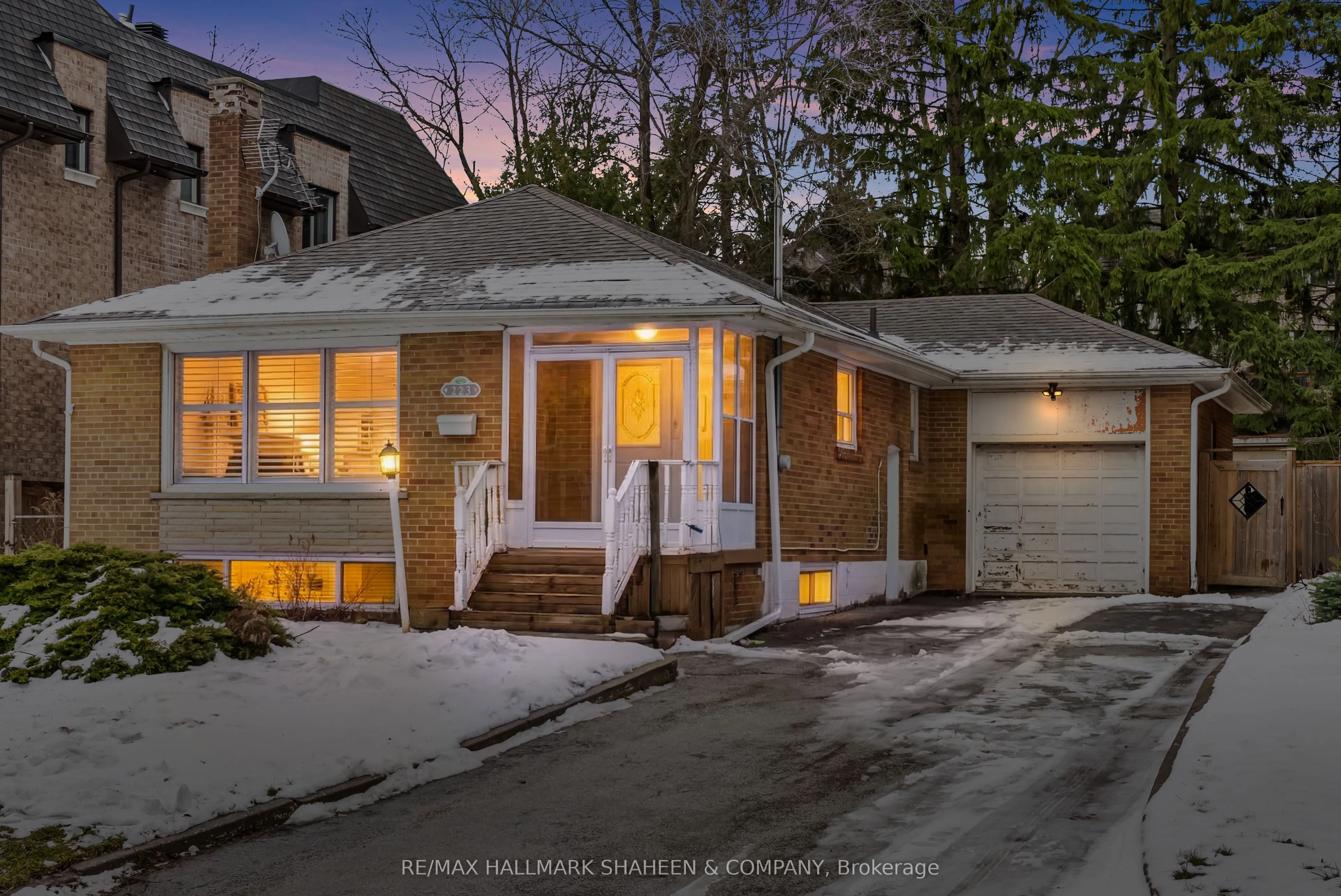 Detached Home For Sale | C12894368