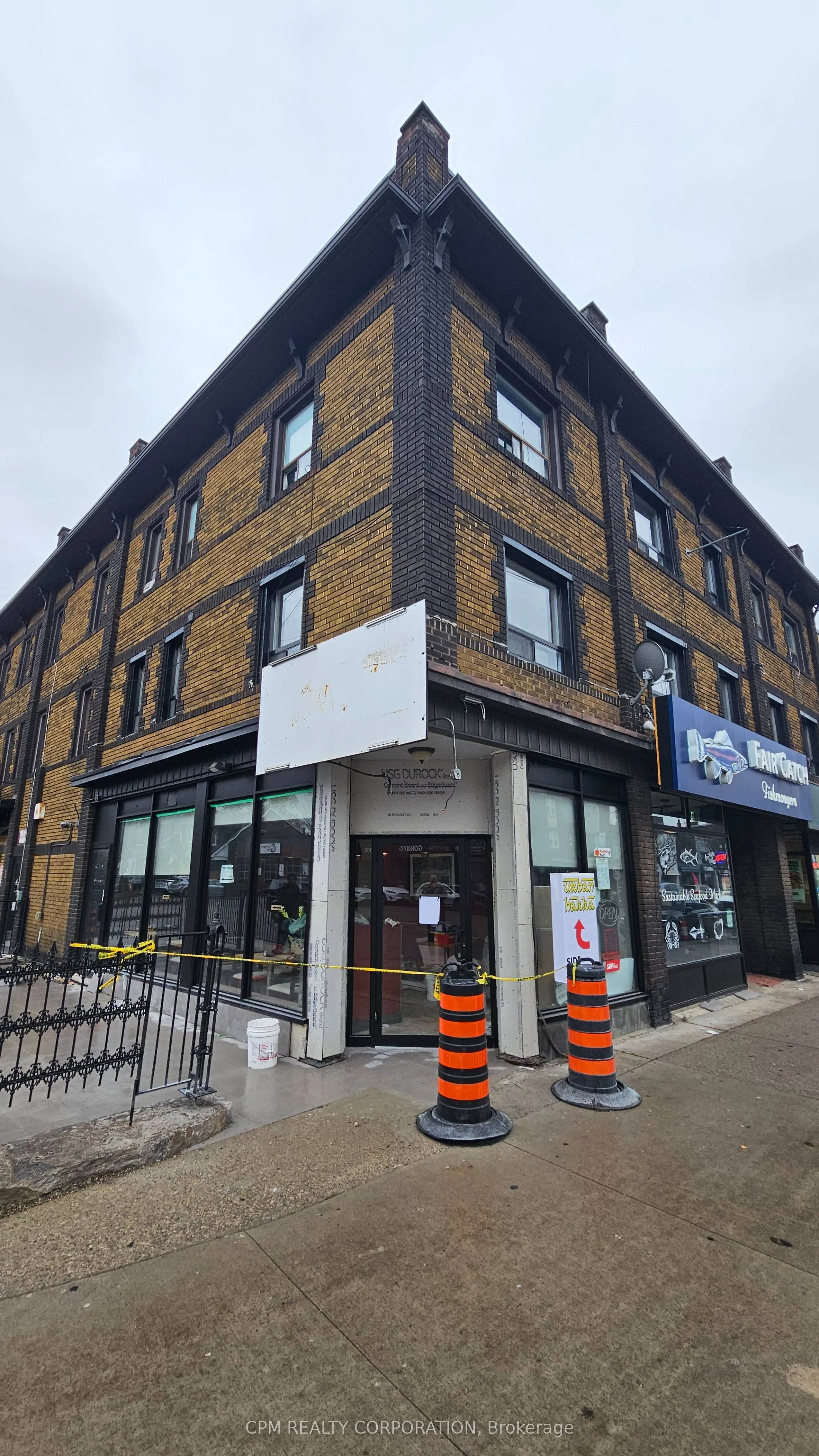 Multiplex For Lease | C12896582