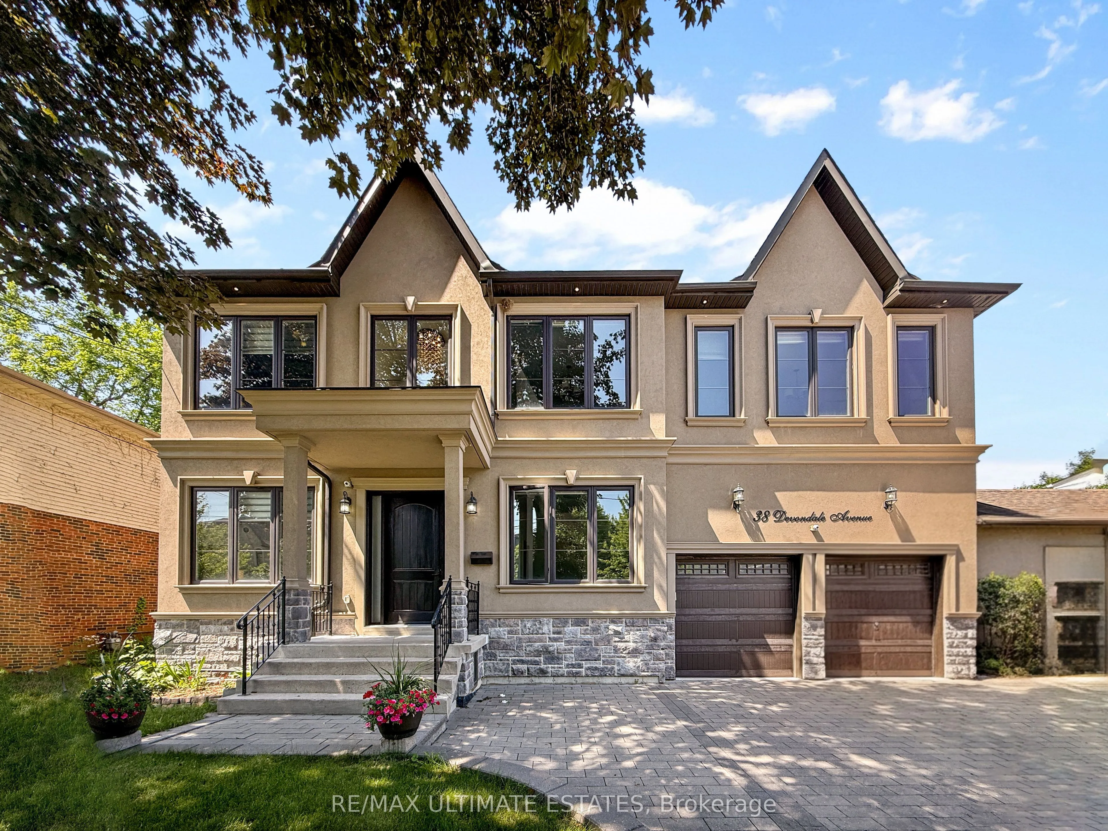 Detached Home For Sale | C12899320