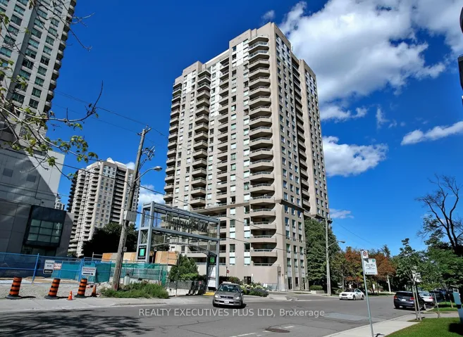18  Hillcrest  Avenue, Toronto C14, ON M2N 6T5