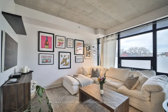 1239  Dundas W Street, Toronto C01, ON M6J 0E8