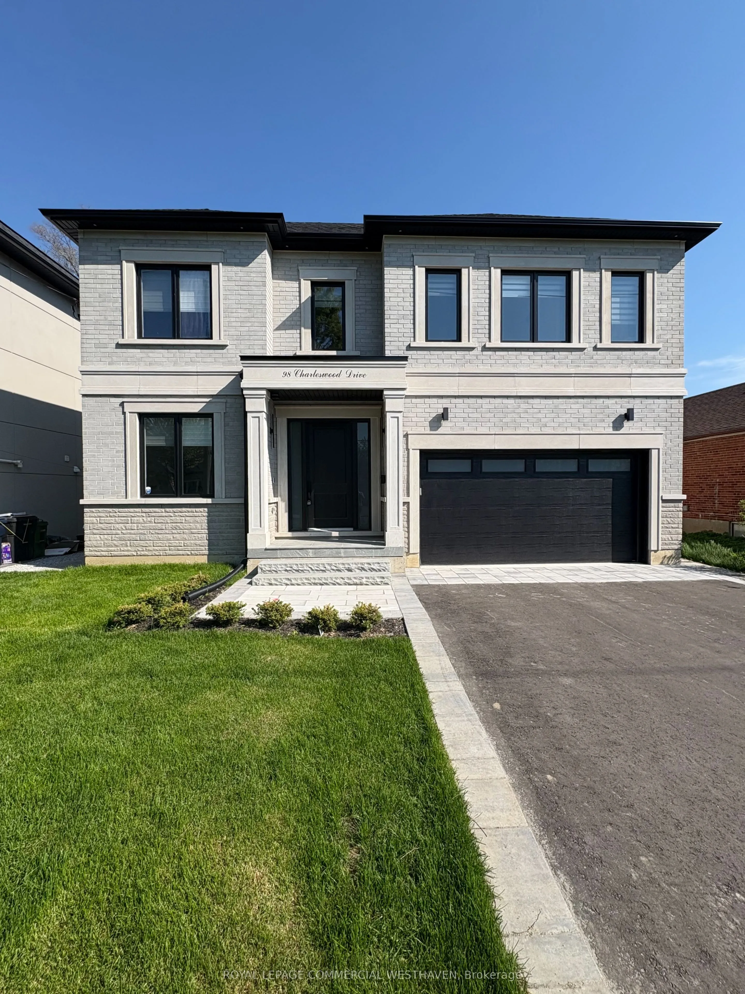 Detached Home For Sale | C12908802