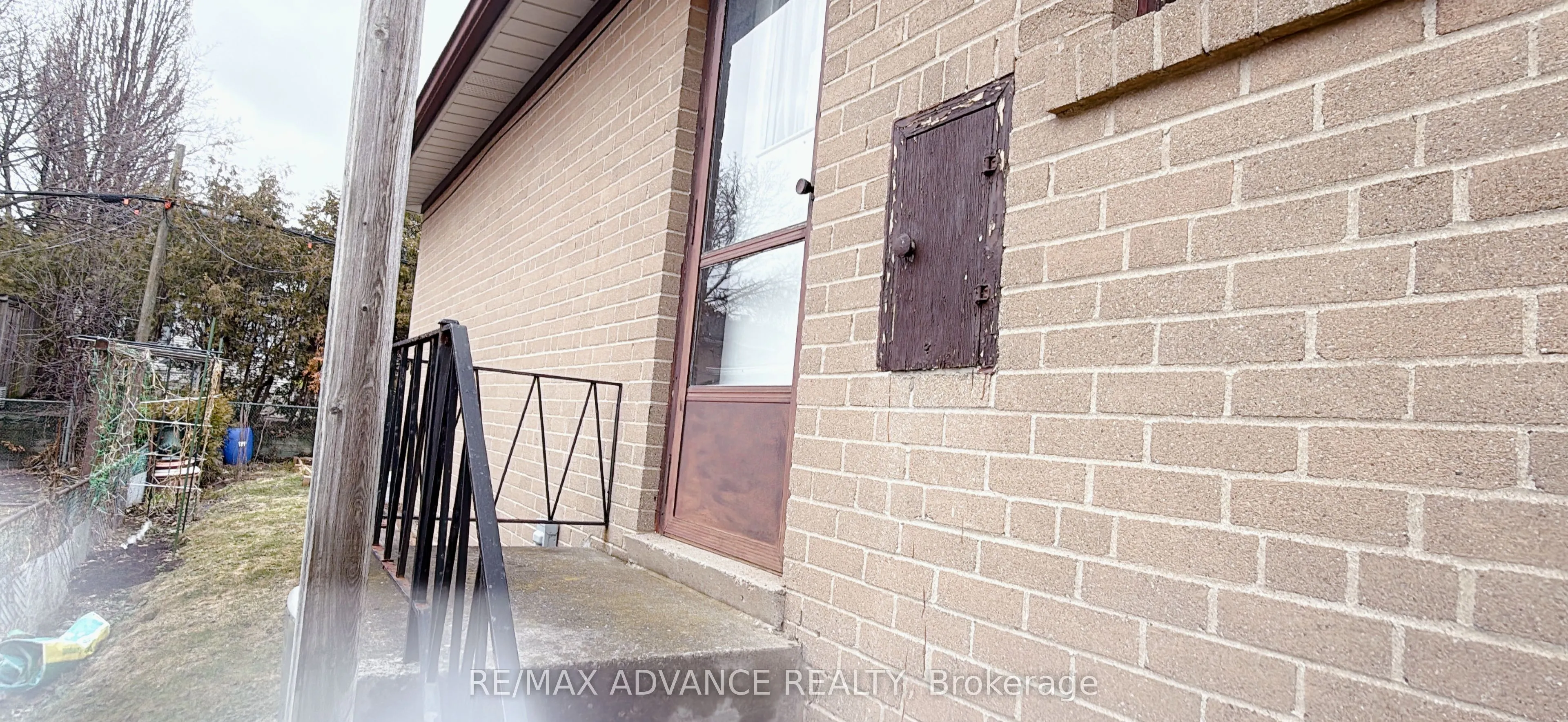Detached Home For Lease | C12912824