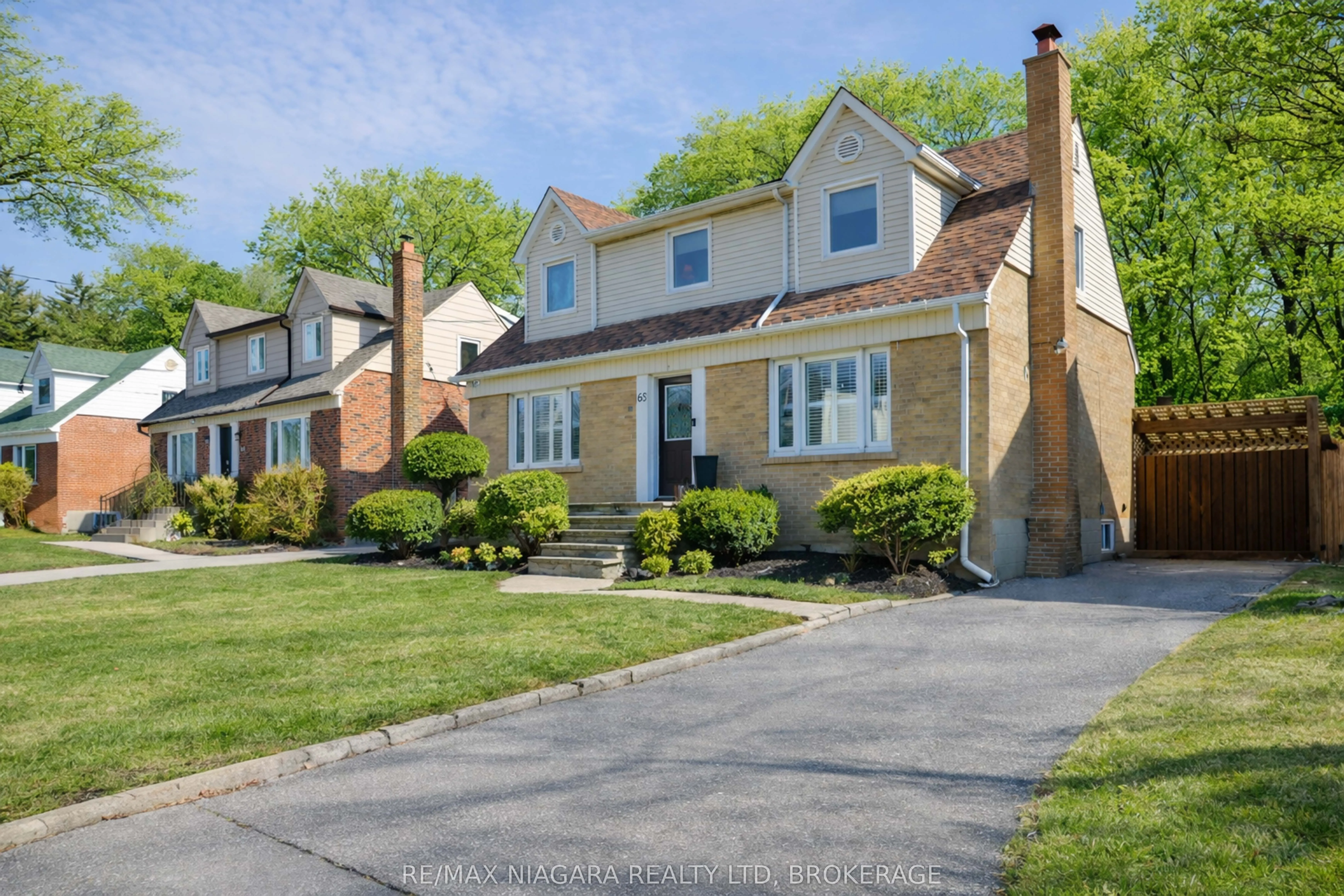 Detached Home For Sale | C12925178