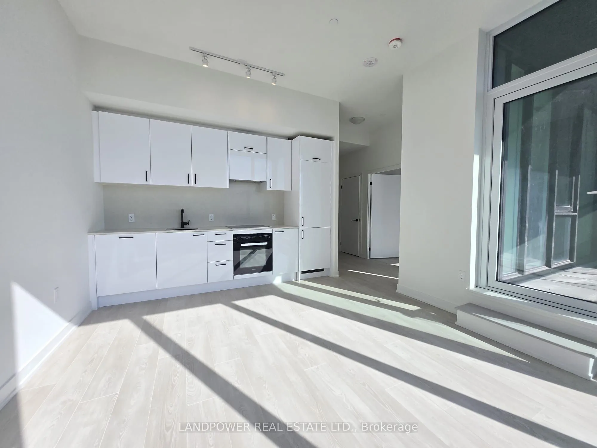 Property For Lease | C12936080
