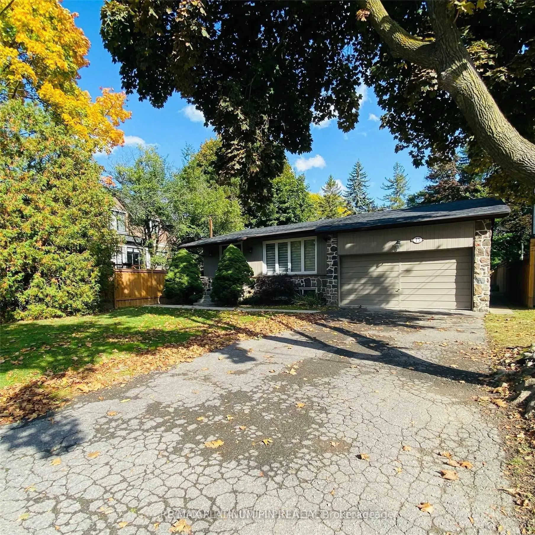 Detached Home For Lease | C12949840