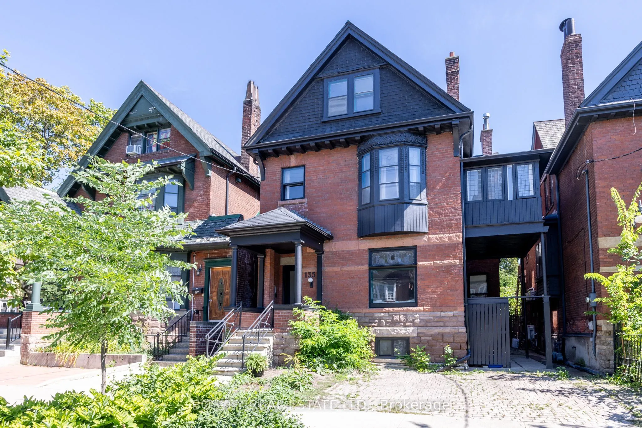 Detached Home For Sale | C12952628