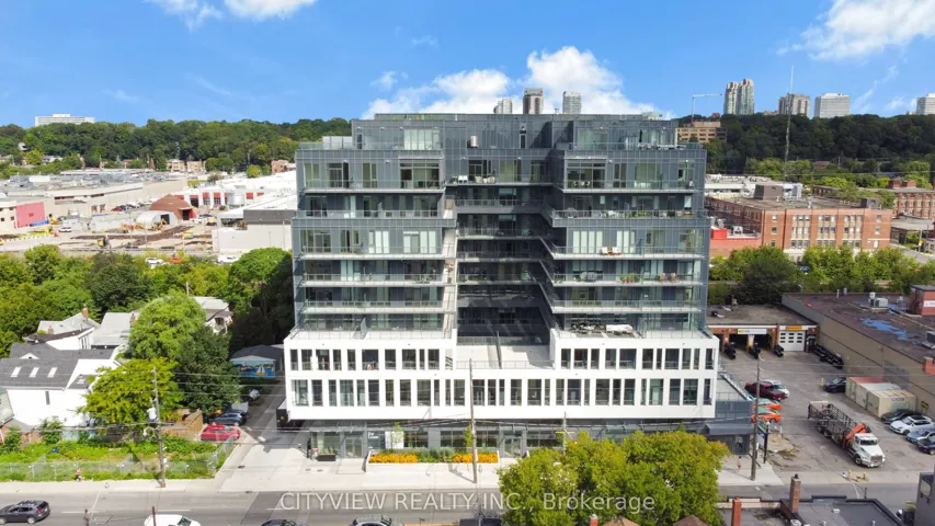 500  Dupont  Street, Toronto C02, ON M6G 1Y7