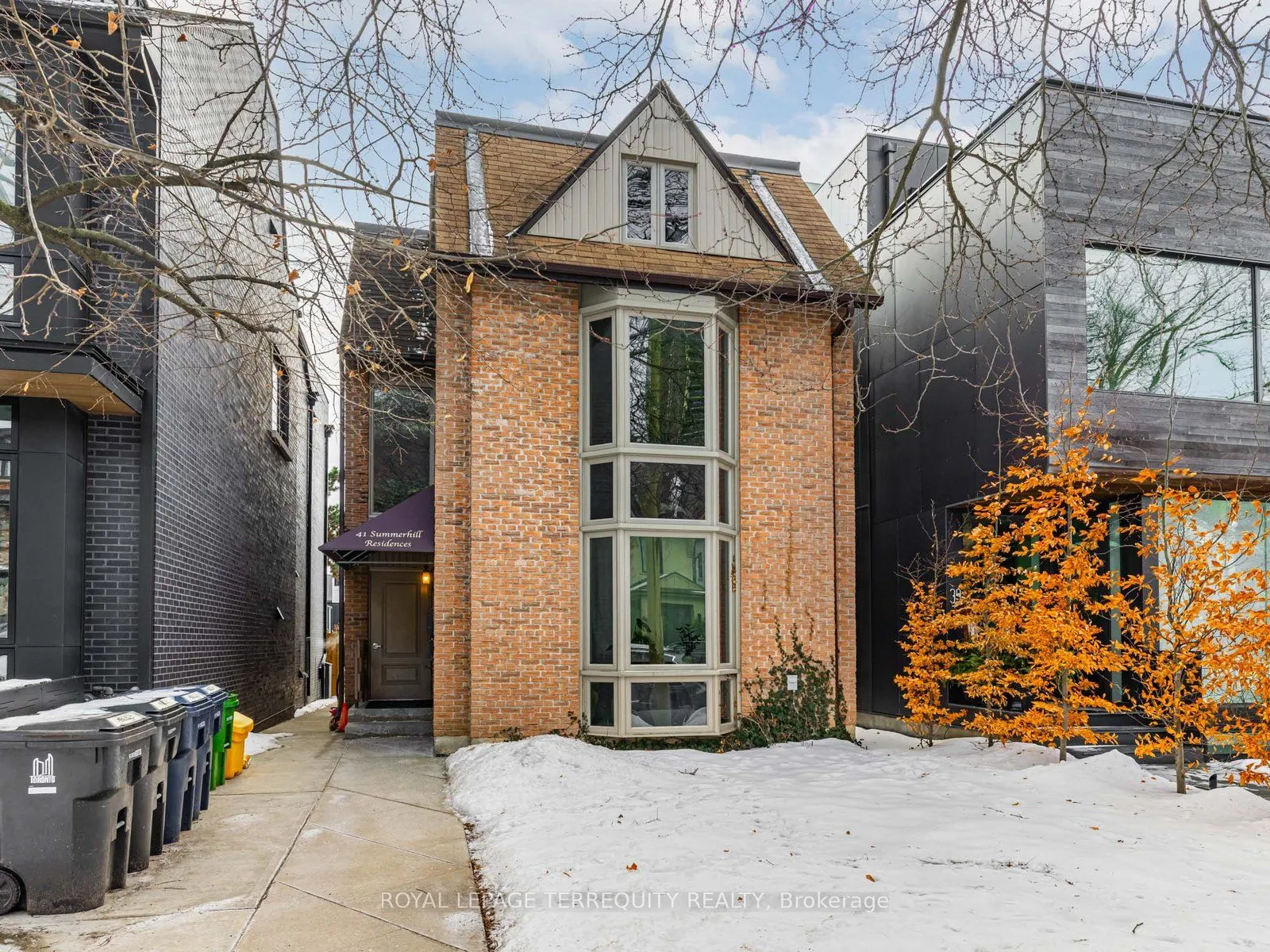 Triplex For Lease | C12957012