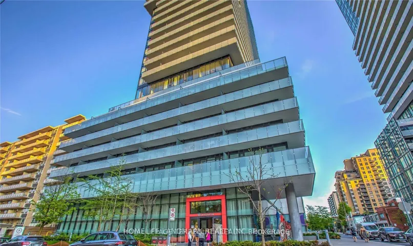 185  Roehampton  Avenue, Toronto C10, ON M4P 0C6