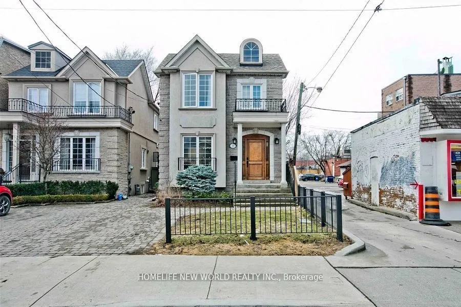 Detached Home For Sale | C12962416