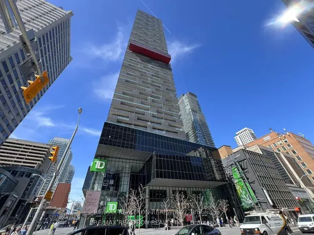 8  Eglinton E Avenue, Toronto C10, ON M4P 0C1