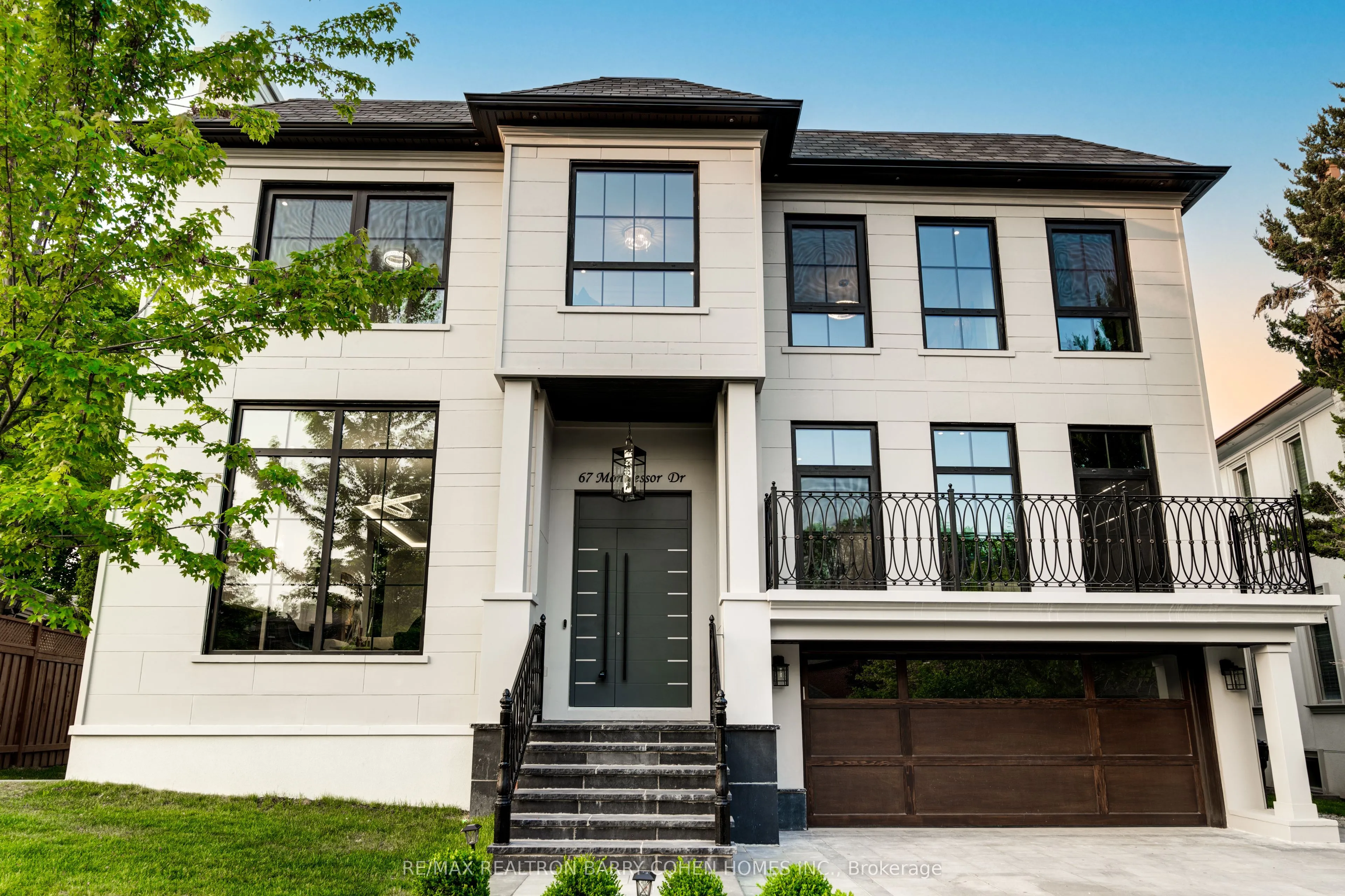 Detached Home For Sale | C12965526
