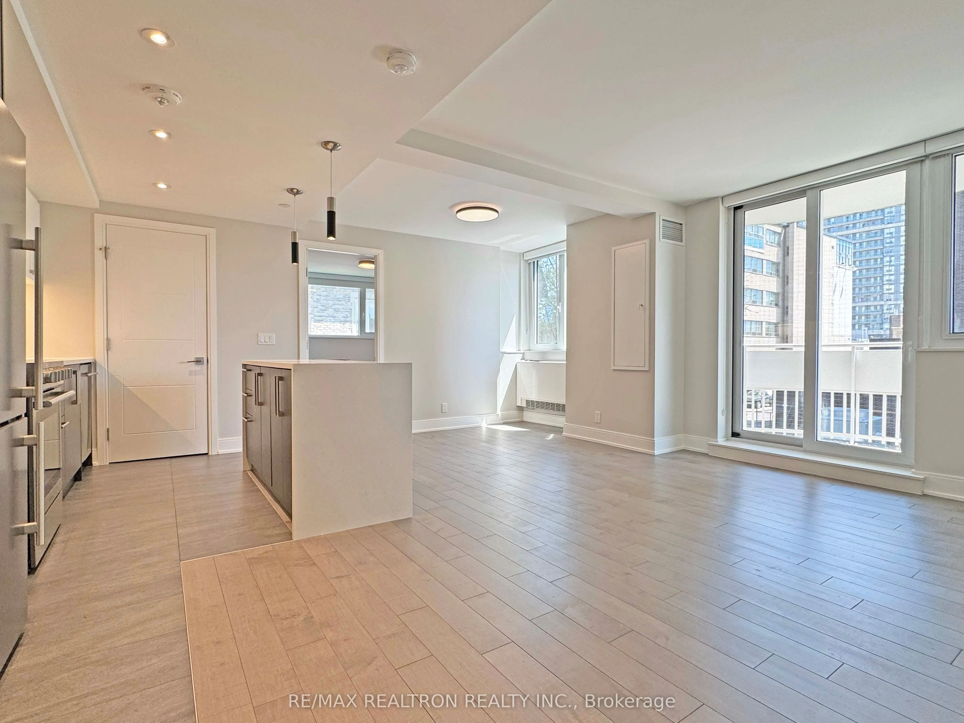 Property For Lease | C12966404