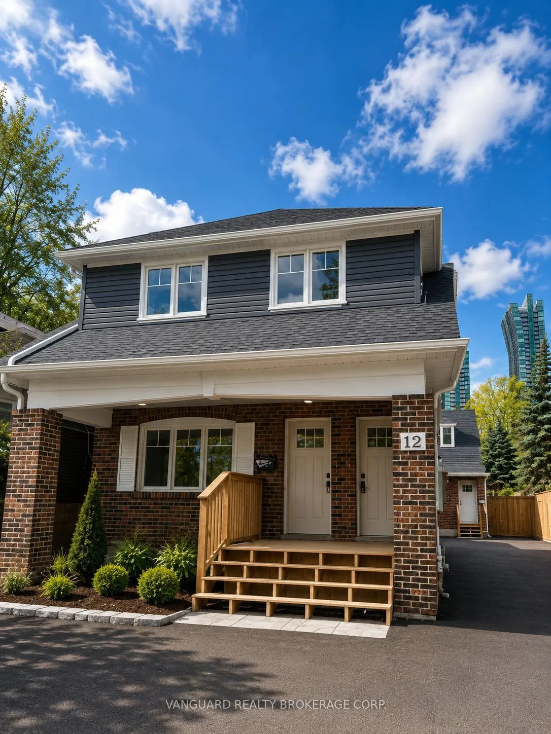 Detached Home For Lease | C12972116
