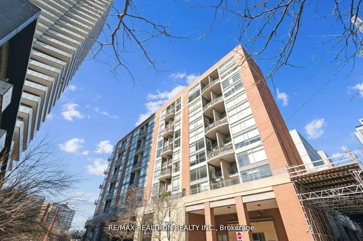 18 Merton Street, Toronto C10, ON M4S 3G9