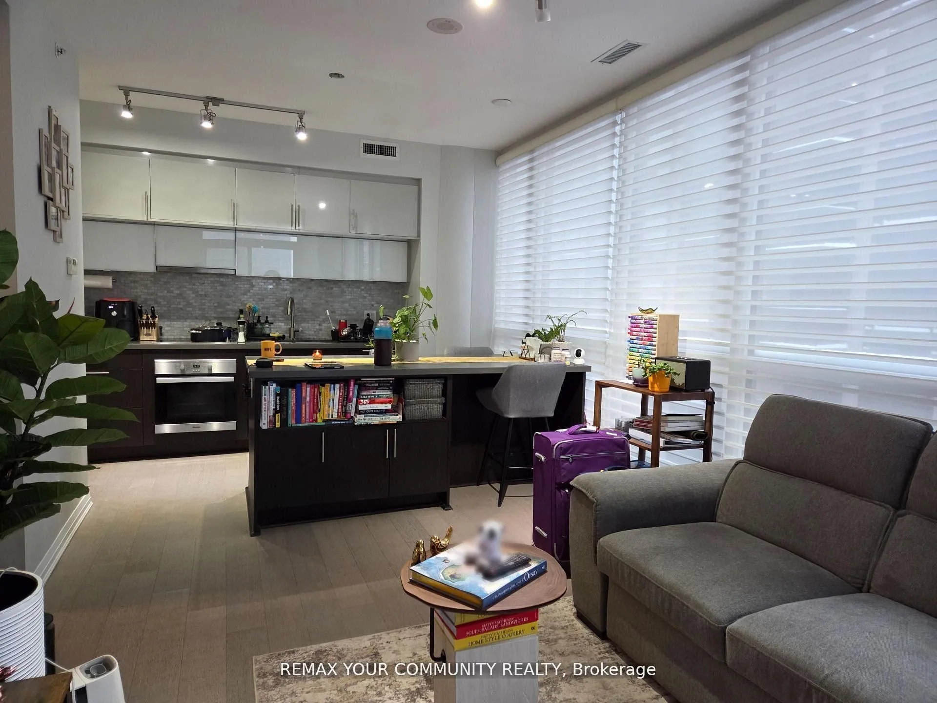 Property For Sale | C12976372