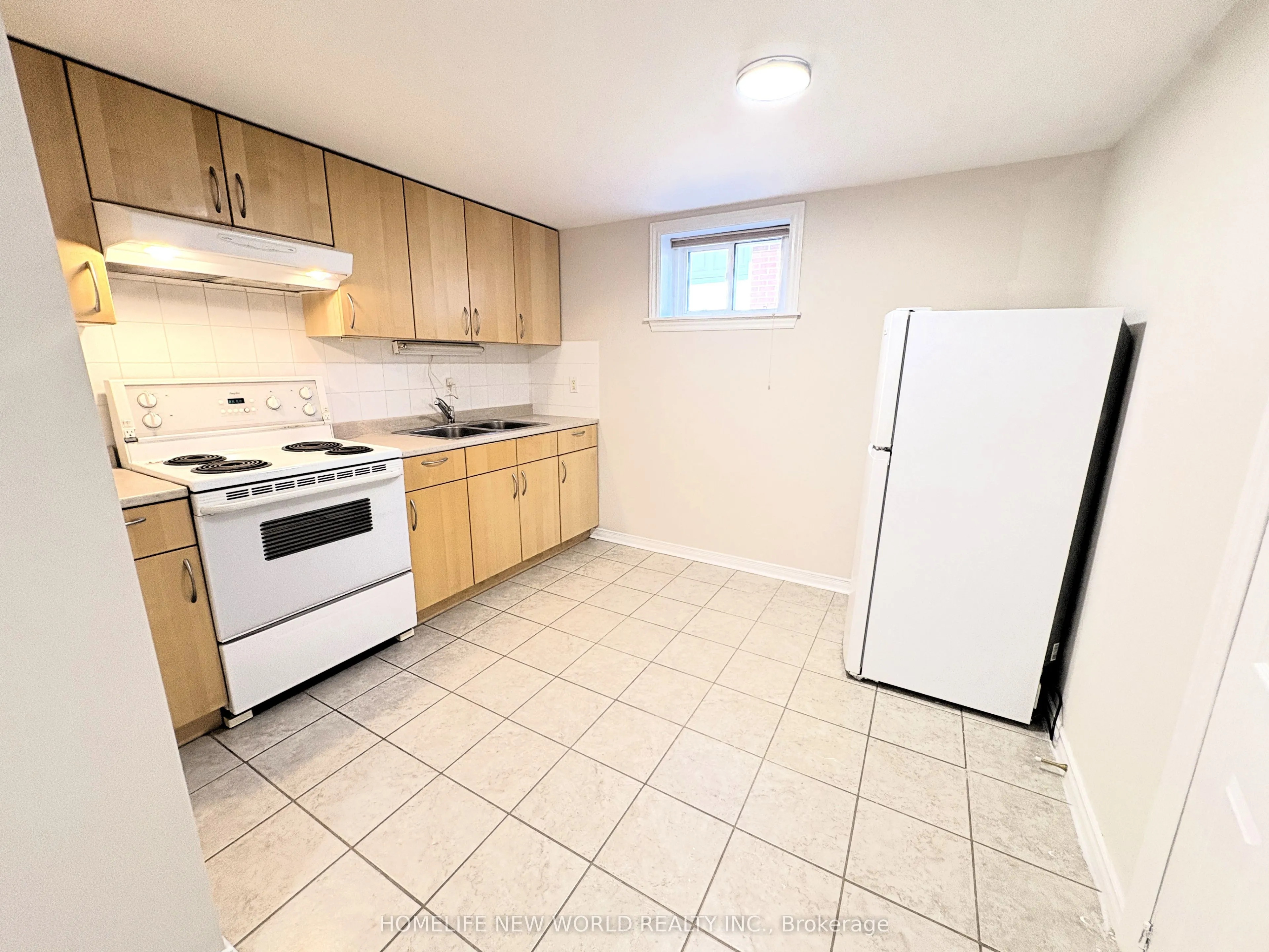 Detached Home For Lease | C12986396