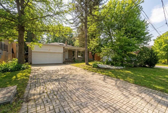 23  Christine  Crescent, Toronto C07, ON M2R 1A4
