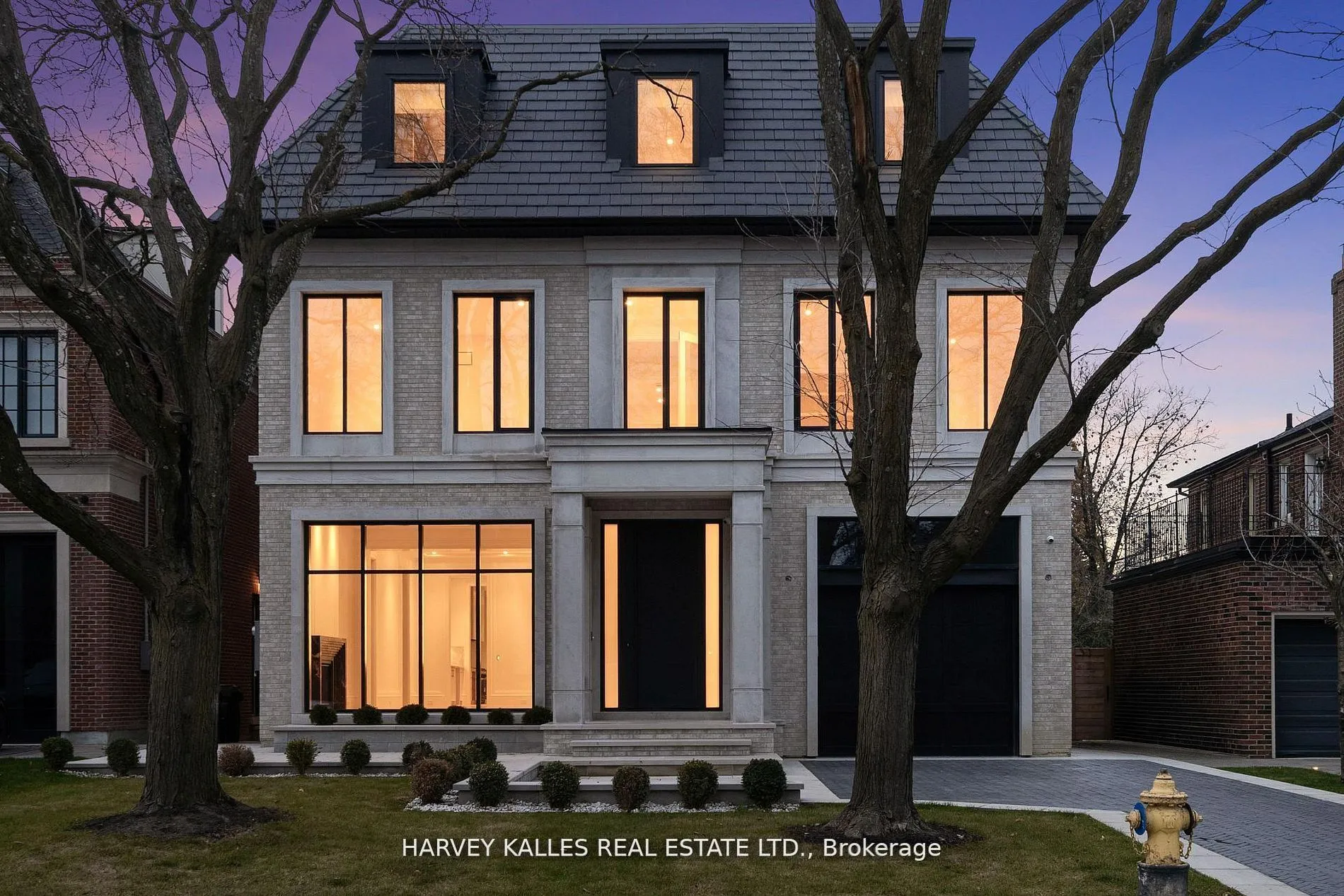 Detached Home For Sale | C12993154