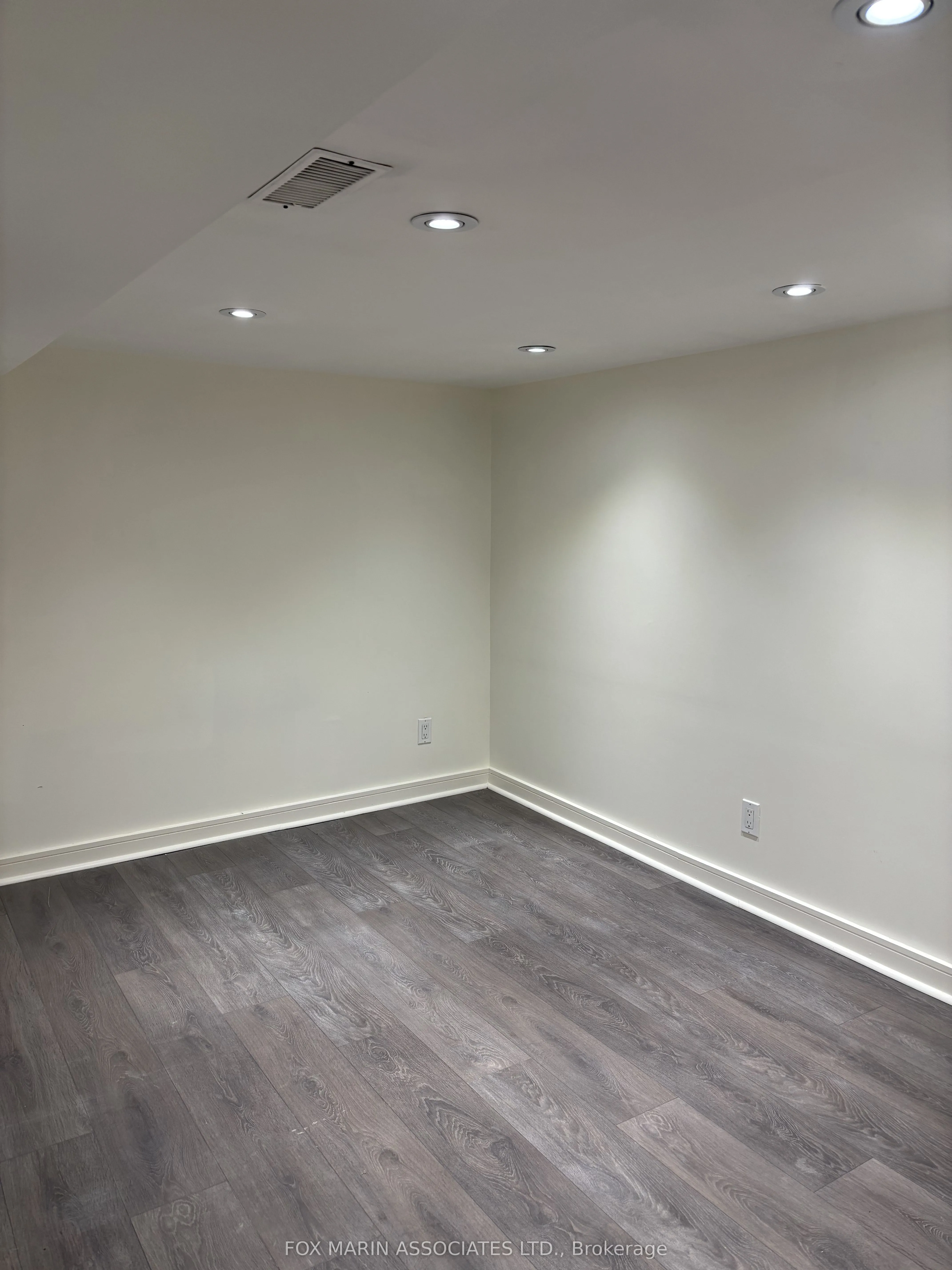 Semi-Detached Home For Lease | C13000812