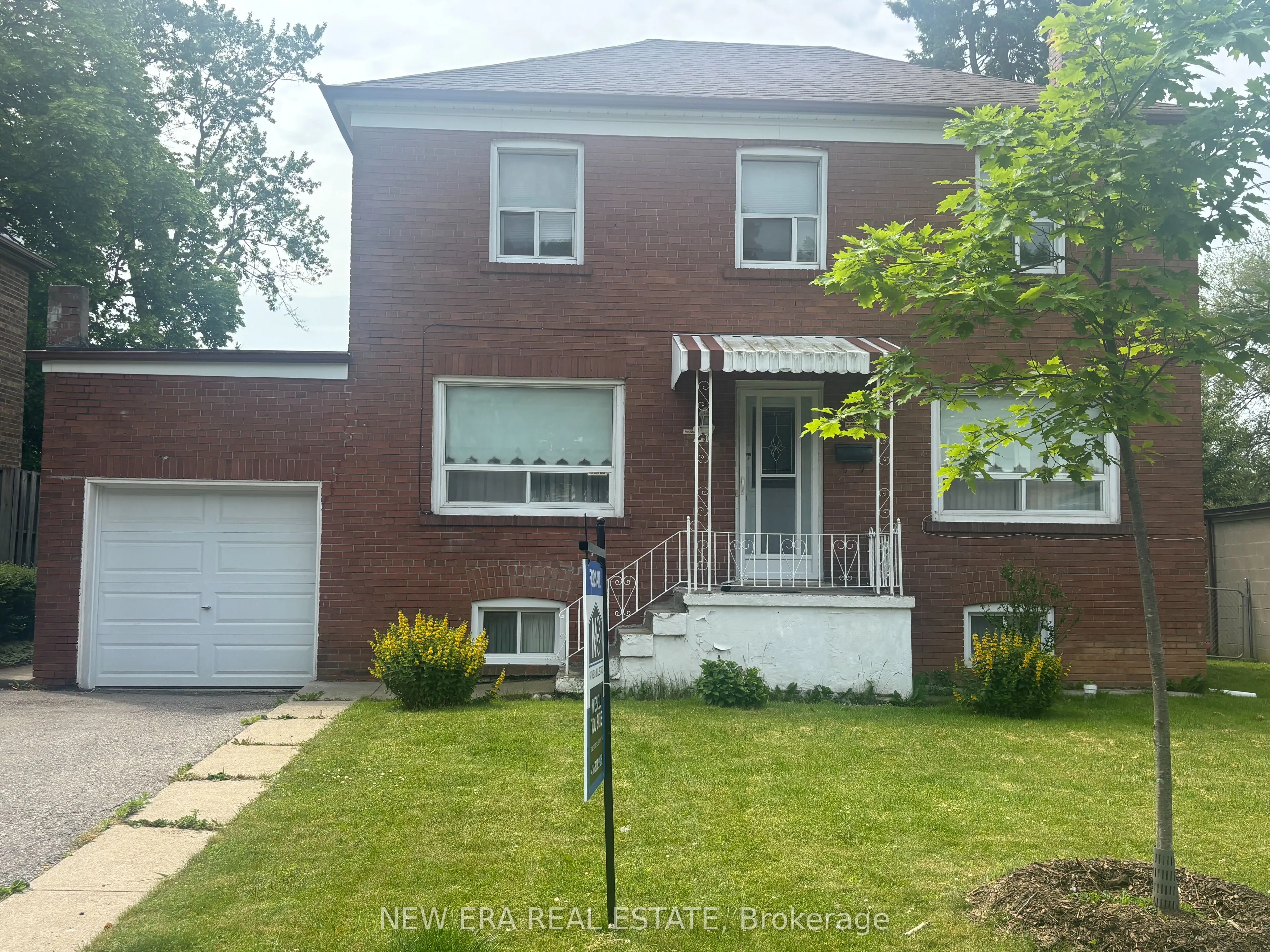 Detached Home For Sale | C13001152