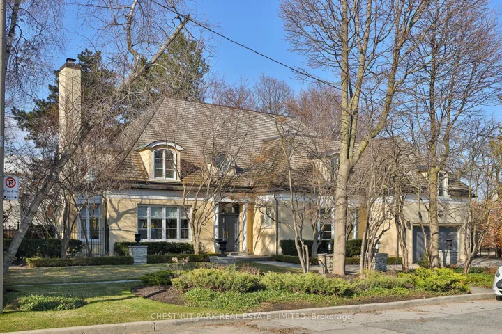 1  Glen Edyth  Place, Toronto C02, ON M4V 2W1