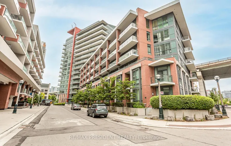 50  Bruyeres  Mews, Toronto C01, ON M5V 0H8