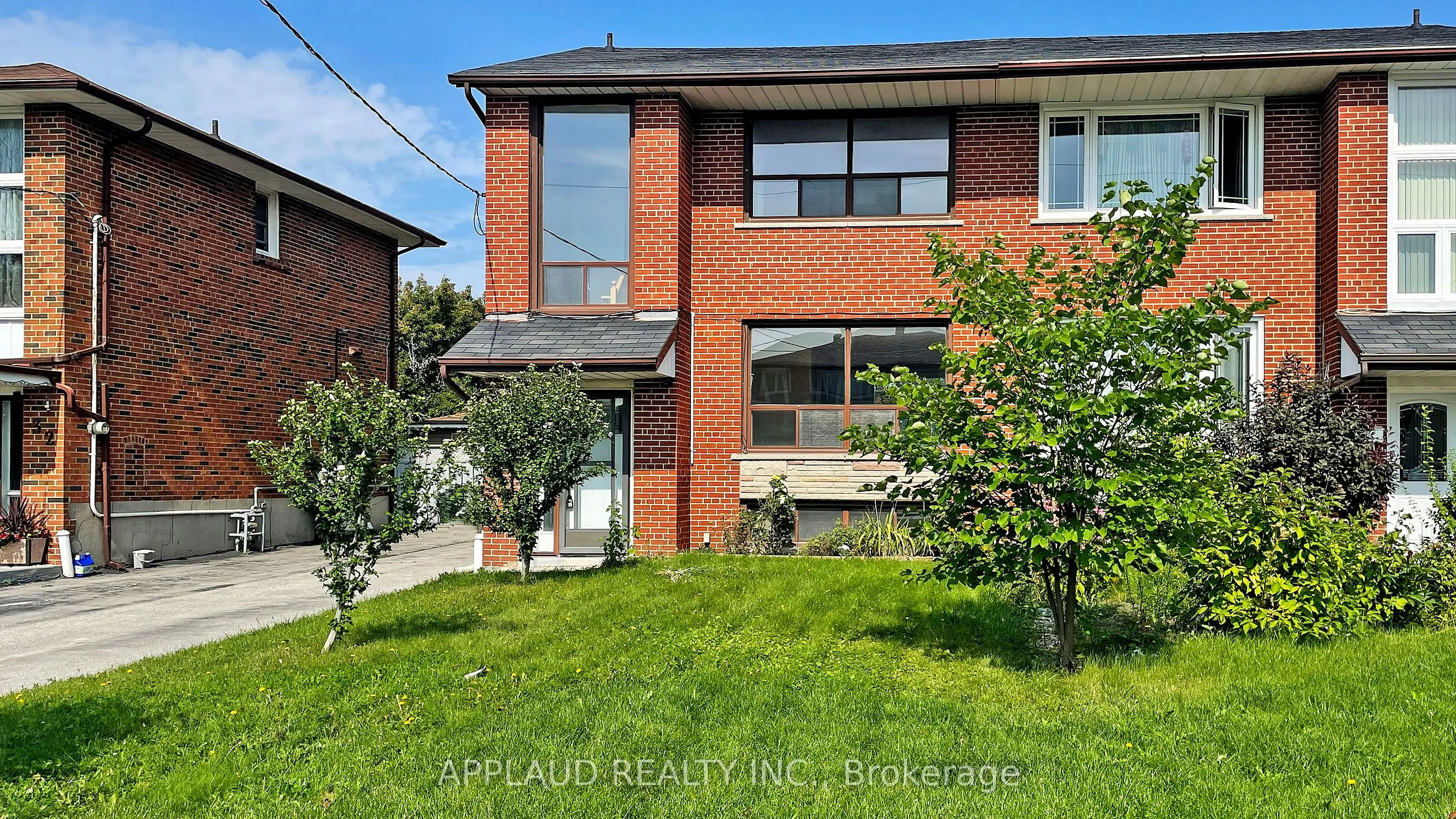 Semi-Detached Home For Lease | C13004930