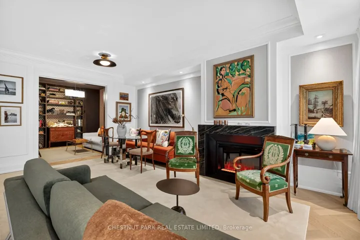 20  Scrivener  Square, Toronto C09, ON M4W 3X9