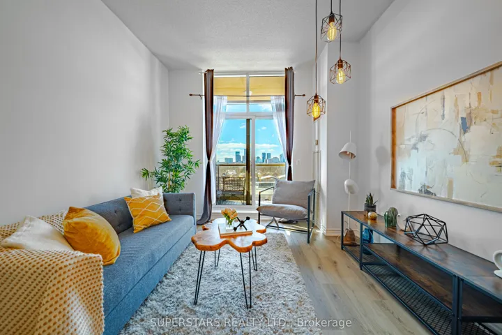 18  Kenaston  Gardens, Toronto C15, ON M2K 3C7