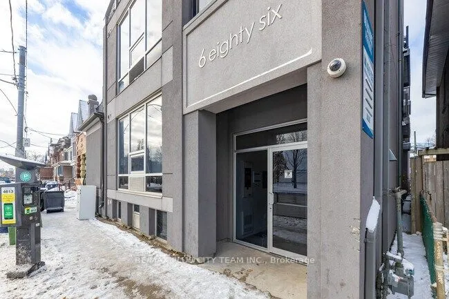 Multiplex For Lease | C13013086