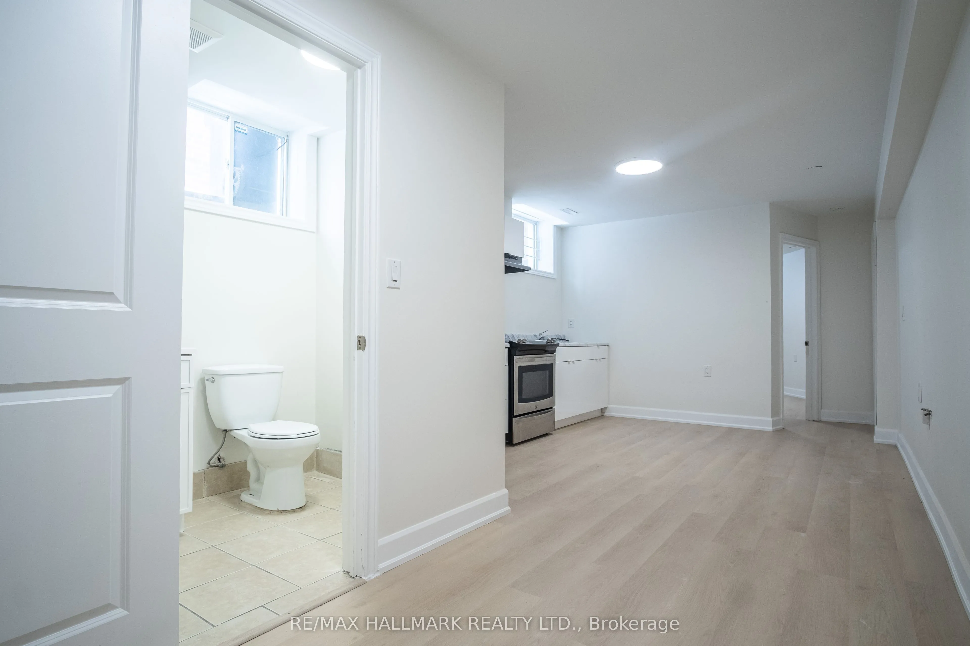 Detached Home For Lease | C13013558