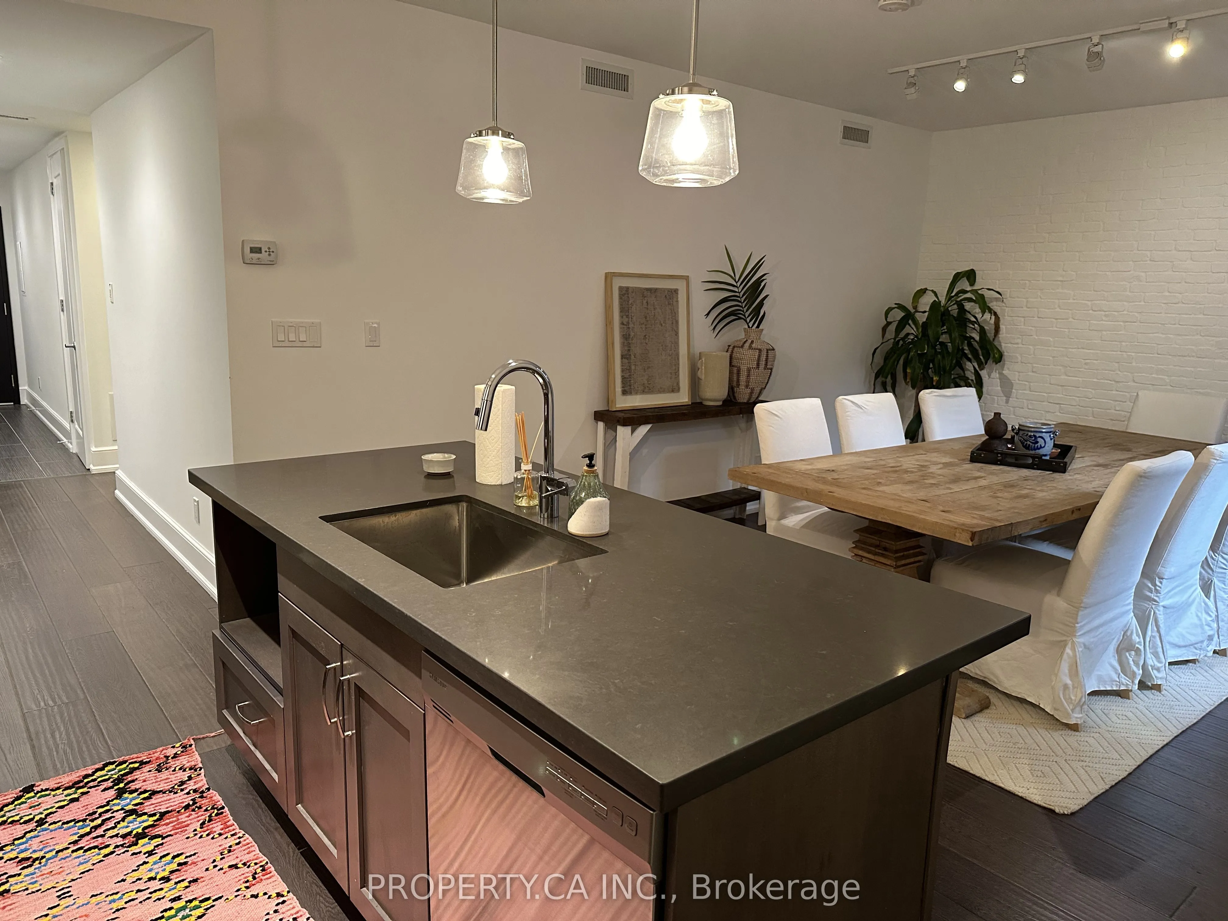 Property For Lease | C13016872