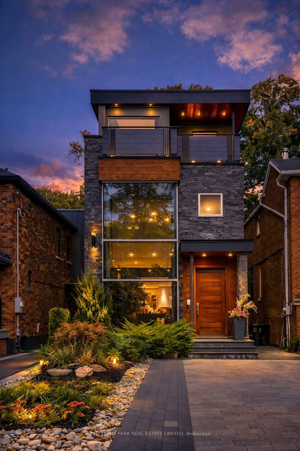Detached Home For Sale | C13018798