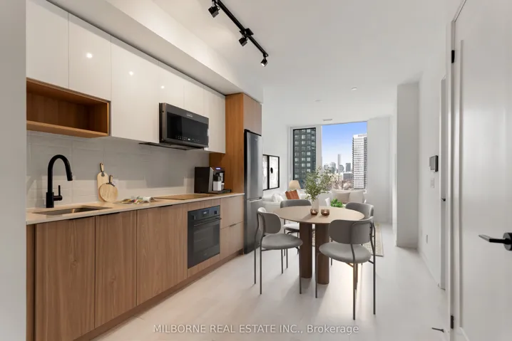 5 Defries Street, Toronto C08, ON M5A 0W7