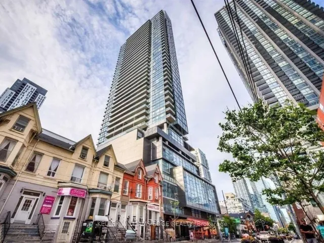 290 Adelaide W Street, Toronto C01, ON M5V 0P3