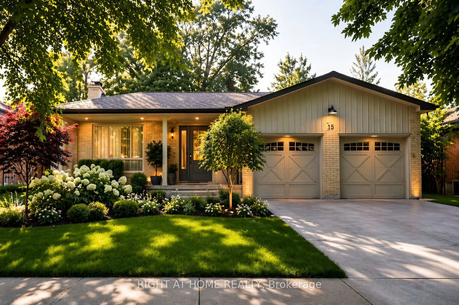 Detached Home For Sale | C13028612