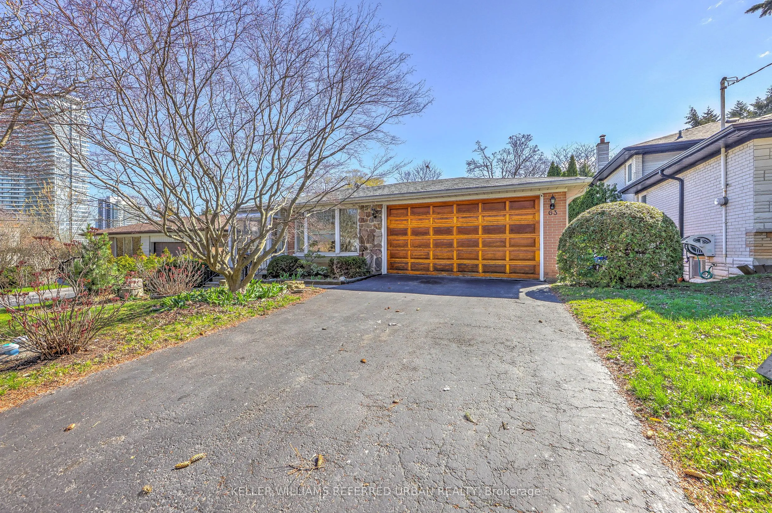 Detached Home For Lease | C13028768