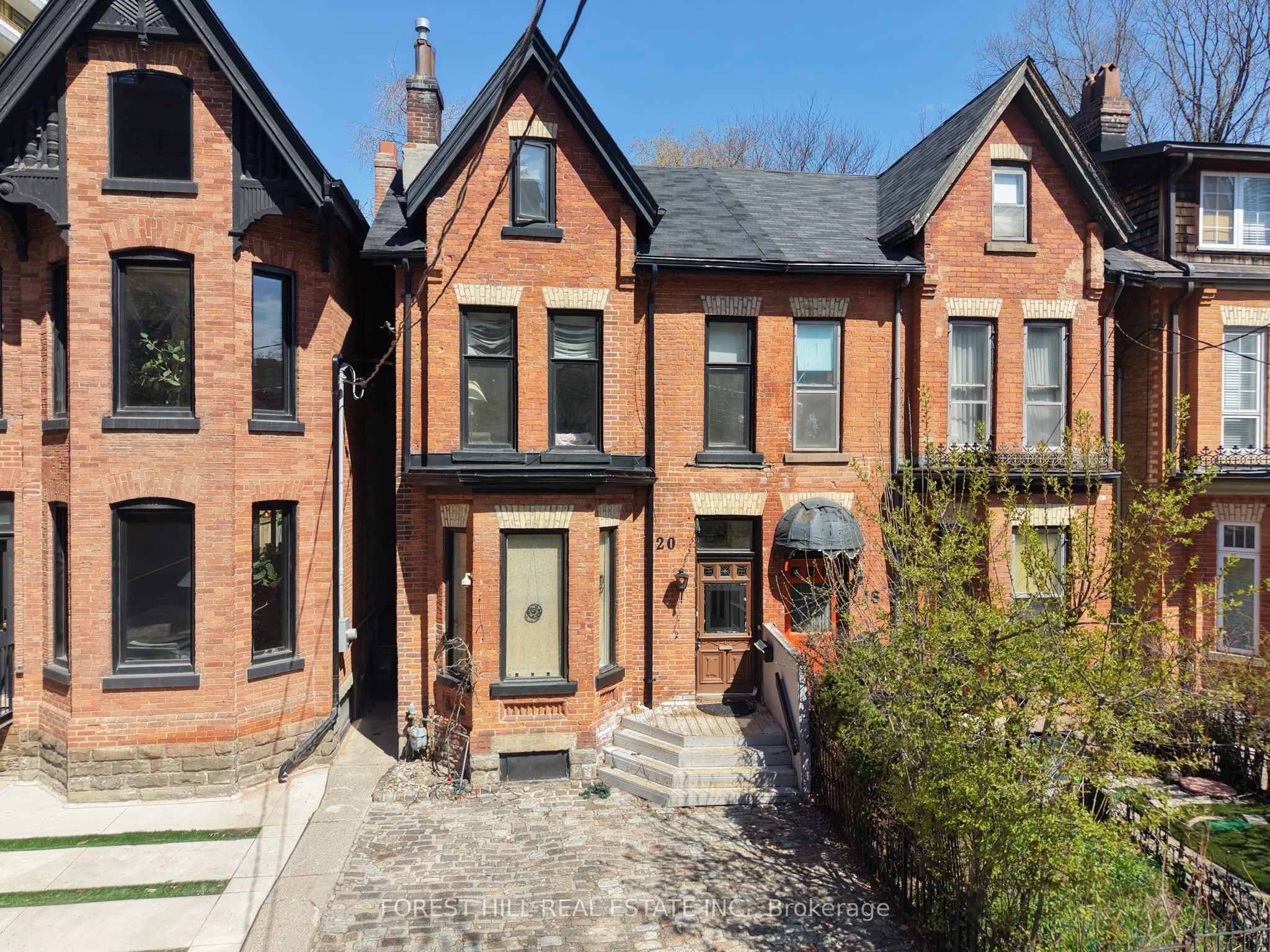 Duplex For Sale | C13038400