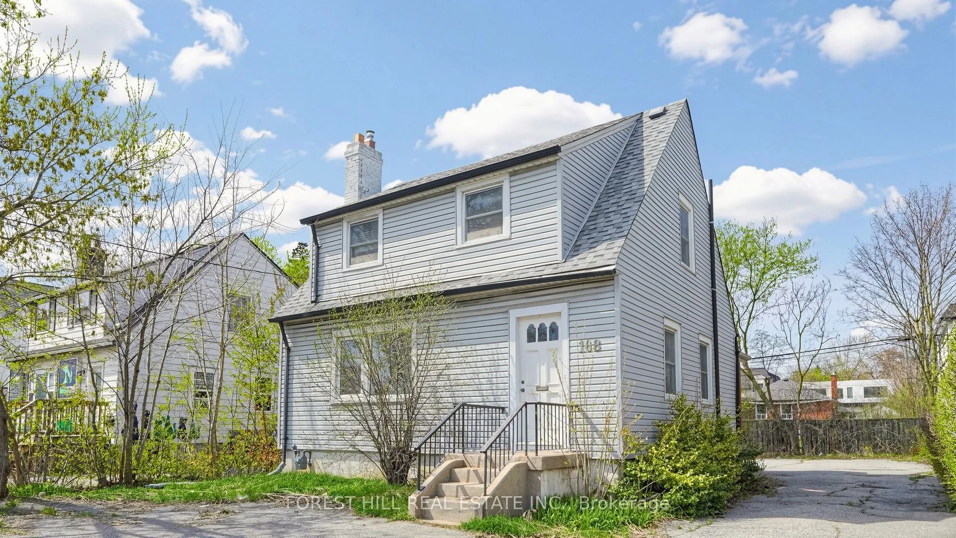 Office For Lease | C13040396