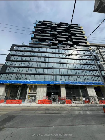 195  Mc Caul  Street, Toronto C01, ON M5T 0E5