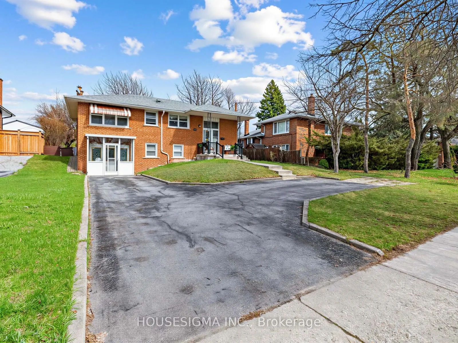Detached Home For Sale | C13042096