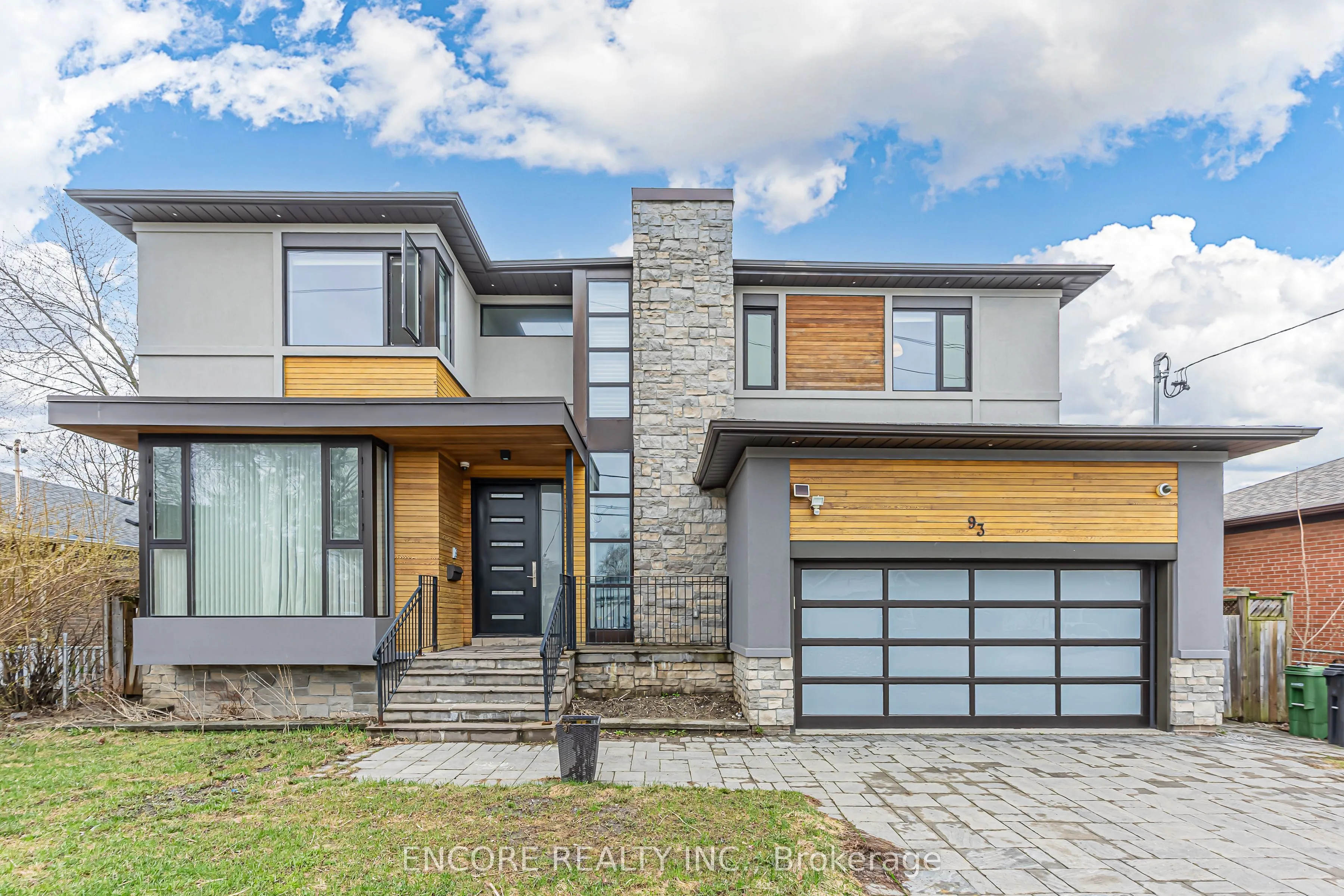Detached Home For Sale | C13044612